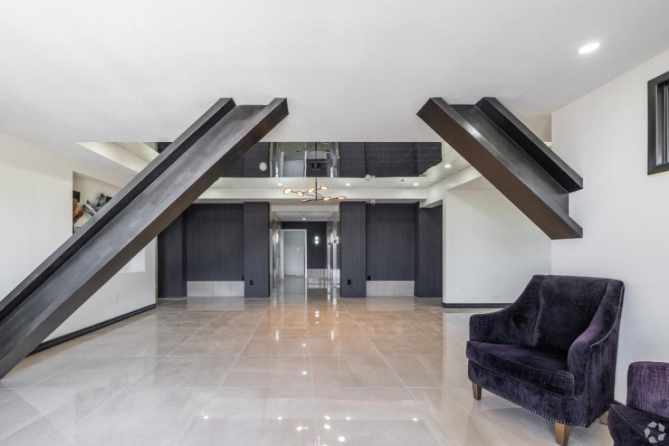 Reese Tower Aparthotel Tulsa Ngoại thất bức ảnh